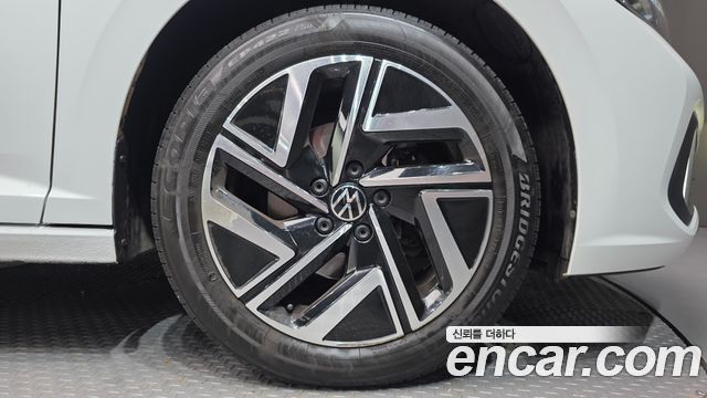 Volkswagen Jetta 7-го поколения 1.5 TSI Prestige - фото 4