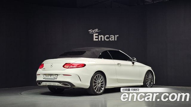 Mercedes-Benz C-Class W205 C200 Cabriolet - фото 1