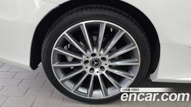 Mercedes-Benz C-Class W205 C200 Cabriolet - фото 4