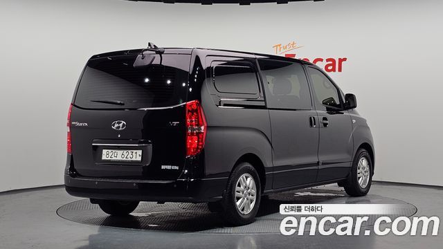 Hyundai Starex Новый Van 5-Seater Smart - фото 0