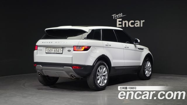Land Rover Range Rover Evoque 2.0 TD4 SE - фото 1