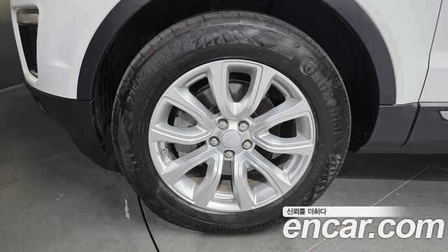 Land Rover Range Rover Evoque 2.0 TD4 SE - фото 4