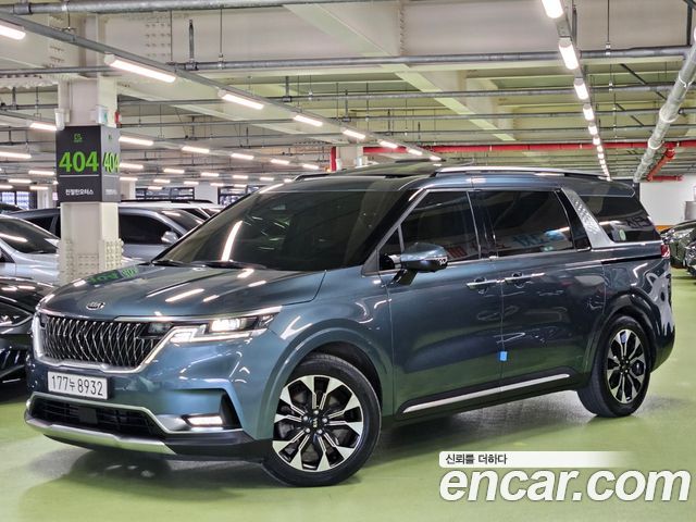 Kia Carnival 4-го поколения 9-Seater Signature - фото 0