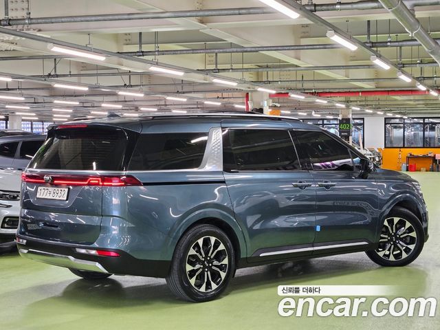 Kia Carnival 4-го поколения 9-Seater Signature - фото 1