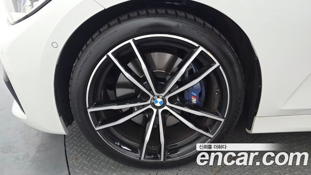BMW 3-Series G20 330i M Sport - фото 4