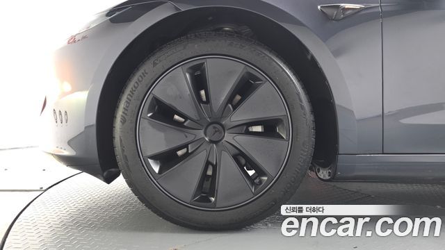 Tesla Model 3 RWD - фото 3