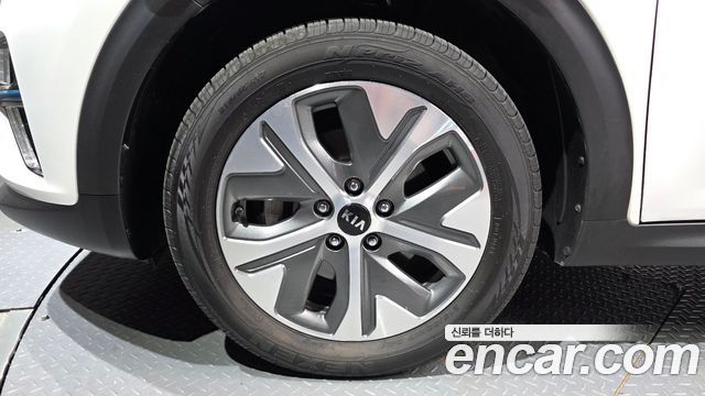 Kia Niro EV Noblesse - фото 4