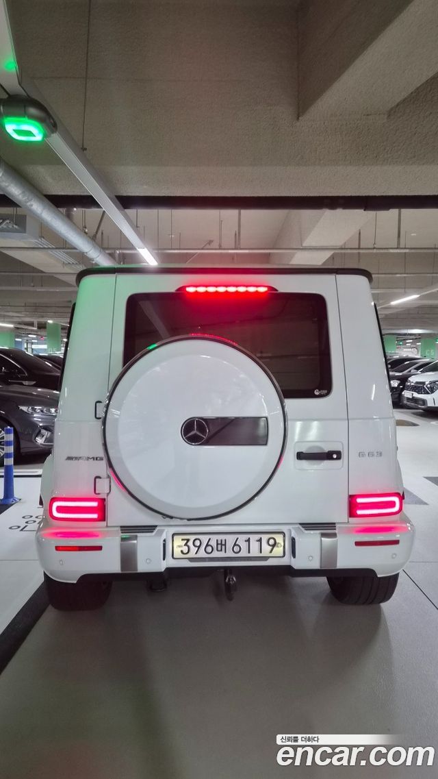 Mercedes-Benz G-Class AMG G63 - фото 1