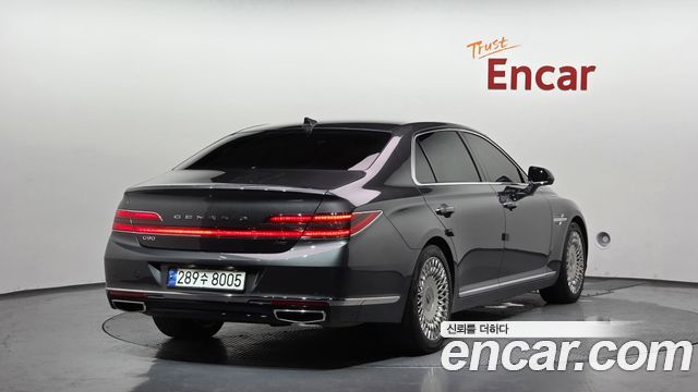 Genesis G90 3.8 AWD Premium Luxury - фото 1