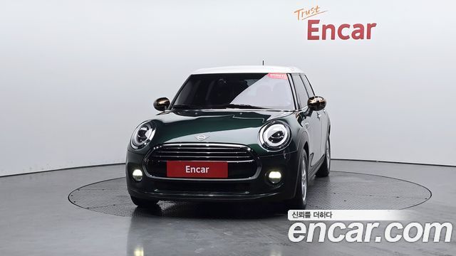 Mini Cooper 5Door Standard 3rd - фото 1