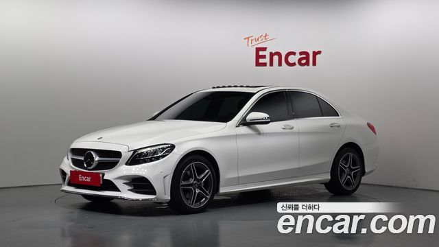Mercedes-Benz C-Class W205 C200 AMG Line - фото 0