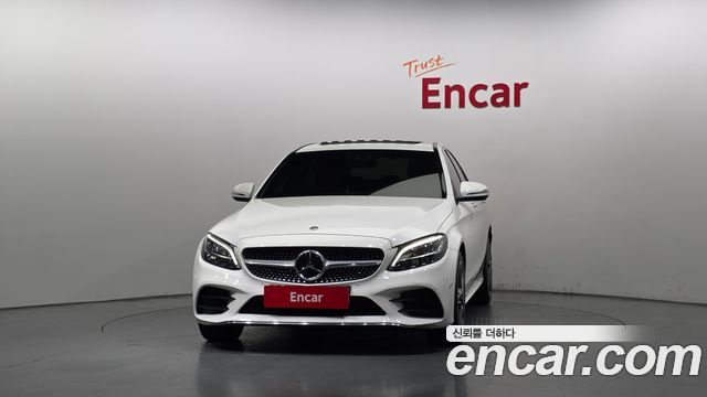 Mercedes-Benz C-Class W205 C200 AMG Line - фото 2