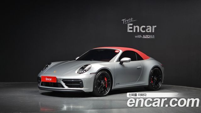 Porsche 911 Carrera 4 GTS Cabriolet - фото 0