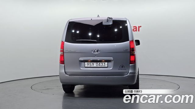 Hyundai Starex Новый Van 5-Seater Modern - фото 3
