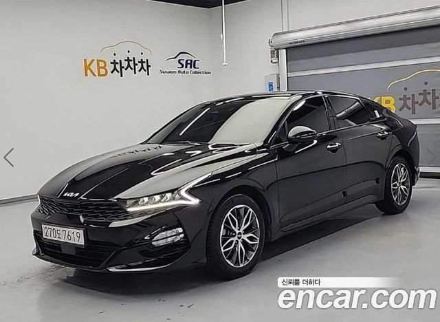 Kia K5 3-го поколения 2.0 Prestige - фото 0