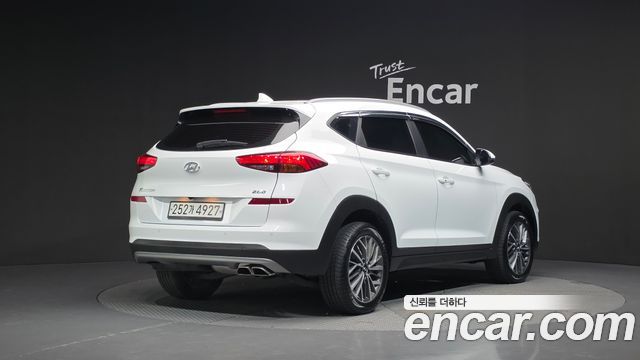 Hyundai Tucson Совершенно новый Diesel 2.0 2WD Premium - фото 1