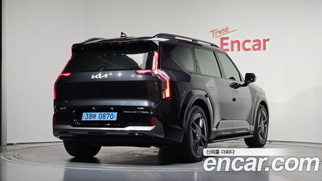 Kia EV9 Long Range 4WD GT Line - фото 1