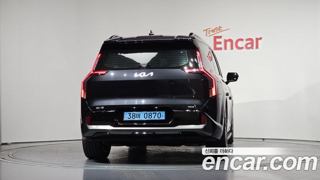 Kia EV9 Long Range 4WD GT Line - фото 3