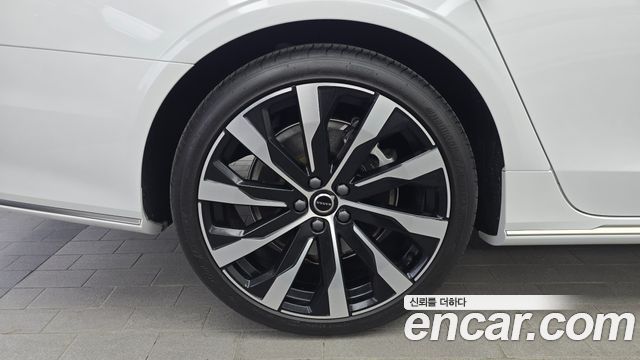 Volvo S90 B5 Ultra Bright - фото 4