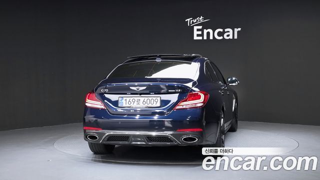 Genesis G70 3.3T Sport AWD Prestige - фото 3