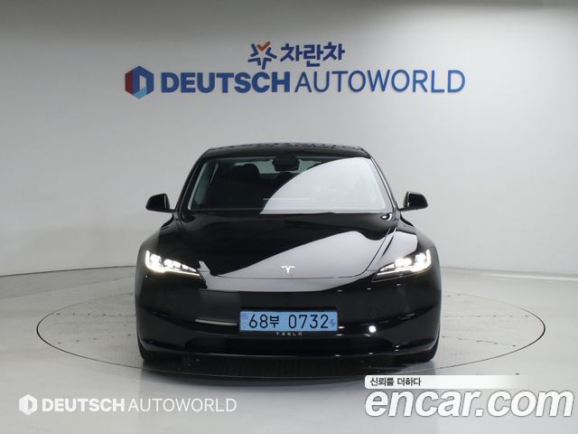 Tesla Model 3 Long Range AWD - фото 2