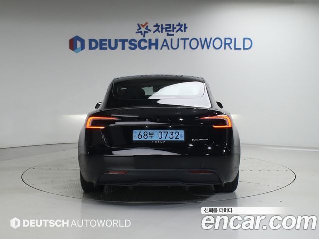 Tesla Model 3 Long Range AWD - фото 3