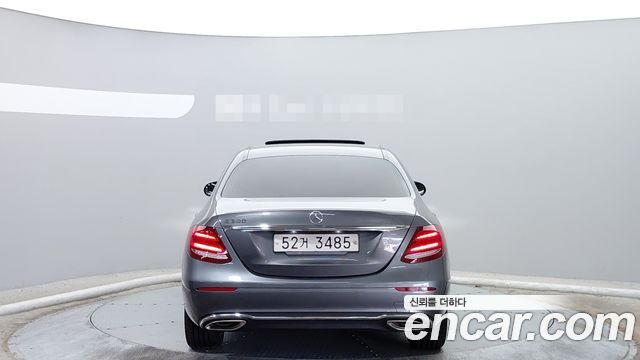 Mercedes-Benz E-Class W213 E300 Exclusive - фото 3