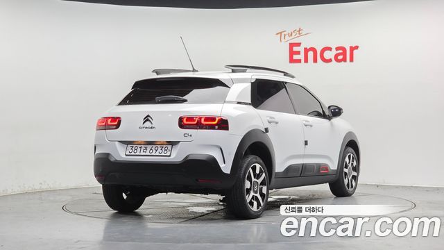 Citroen-DS C4 CACTUS 1.5 BlueHDi Shine - фото 1