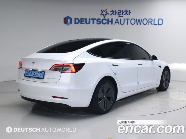 Tesla Model 3 Long Range AWD - фото 1