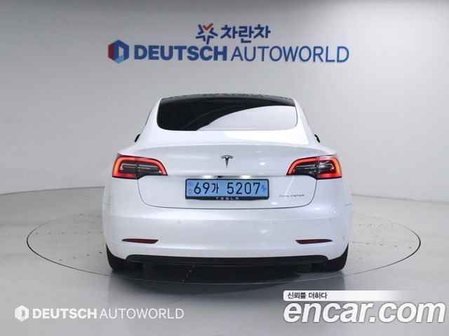 Tesla Model 3 Long Range AWD - фото 3