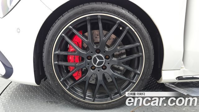 Mercedes-Benz CLA-Class C117 CLA45 AMG 4MATIC - фото 4