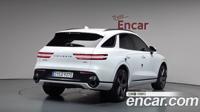 Genesis GV70 2.5T Gasoline AWD - фото 1