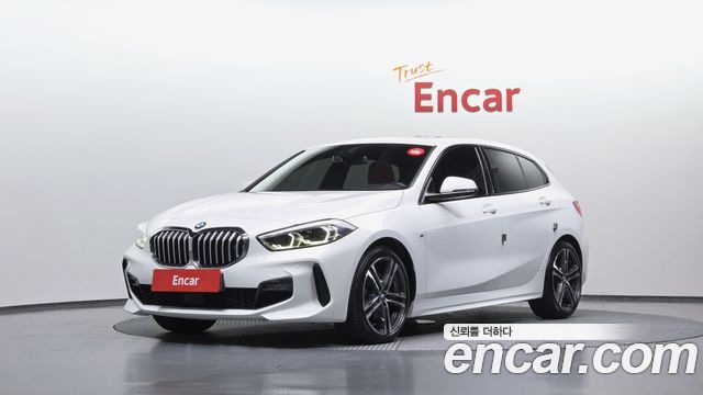 BMW 1-Series F40 118d M Sport - фото 0