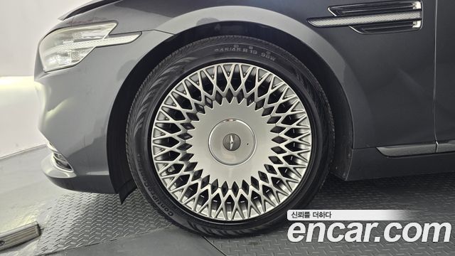 Genesis G90 3.3 T AWD Premium Luxury - фото 4