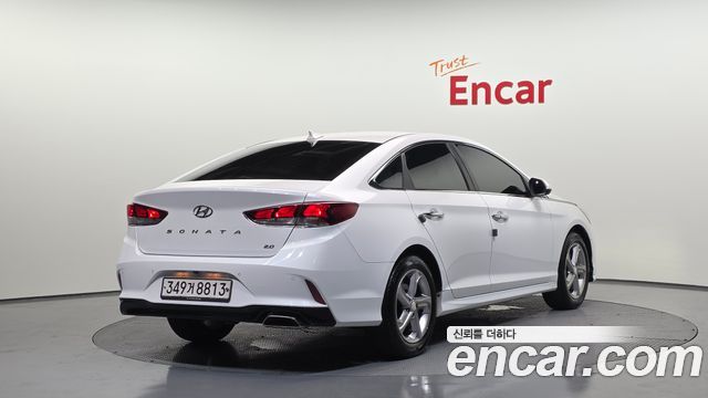 Hyundai Sonata 2.0 Smart Choice - фото 1