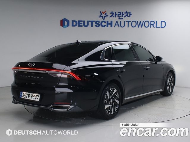 Hyundai Grandeur Новый IG, гибрид Premium Choice - фото 1