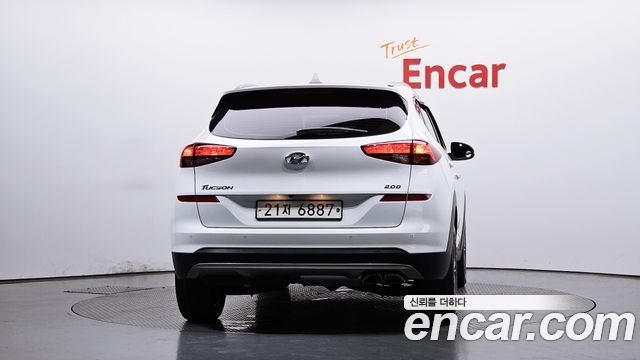 Hyundai Tucson Совершенно новый Diesel 2.0 2WD Premium - фото 3