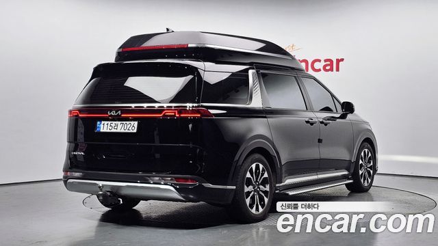 Kia Carnival 4-го поколения Gasoline 4-Seater Hi-Limousine Signature - фото 1