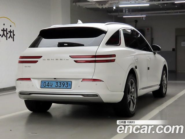 Genesis GV70 e-AWD - фото 3