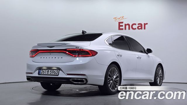 Hyundai Grandeur IG 3.0 Exclusive Special - фото 1