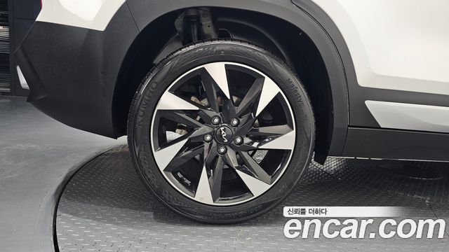 Kia Seltos Gasoline 1.6 Turbo 2WD Gravity - фото 3