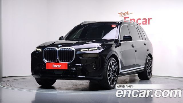 BMW X7 G07 xDrive 40i M Sport 7STR - фото 0