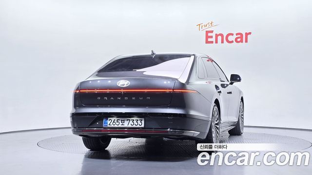 Hyundai Grandeur GN7, гибрид Calligraphy - фото 3