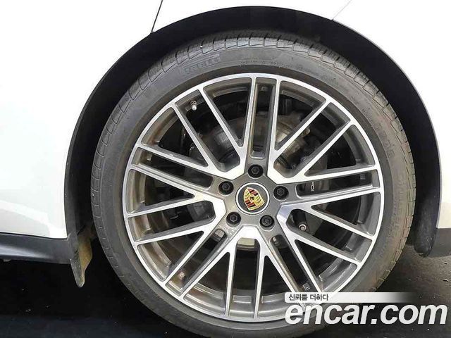 Porsche Panamera 2.9 AWD - фото 4