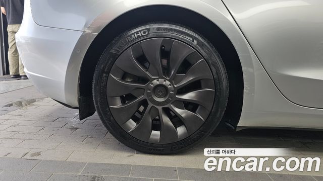 Tesla Model 3 Long Range AWD - фото 4