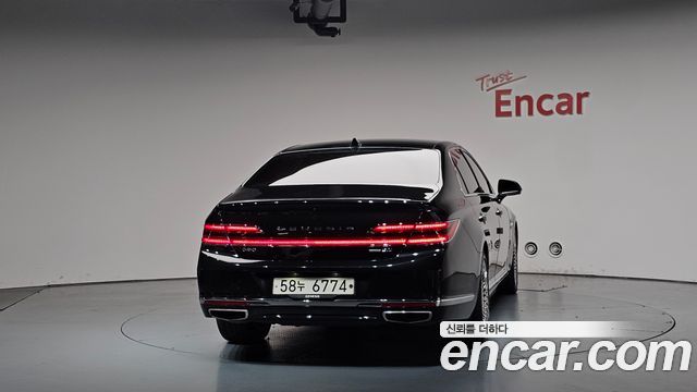 Genesis G90 5.0 AWD Prestige - фото 2
