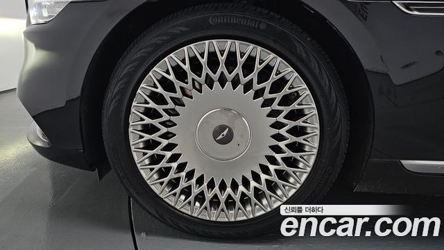 Genesis G90 5.0 AWD Prestige - фото 3