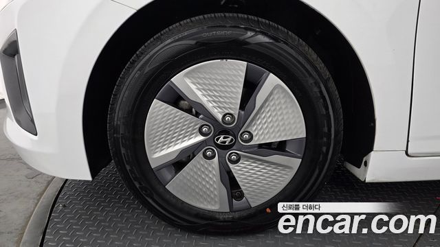 Hyundai Ioniq Новый, гибрид 1.6 HEV I - фото 4