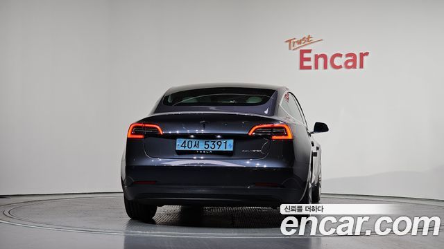 Tesla Model 3 Long Range AWD - фото 3