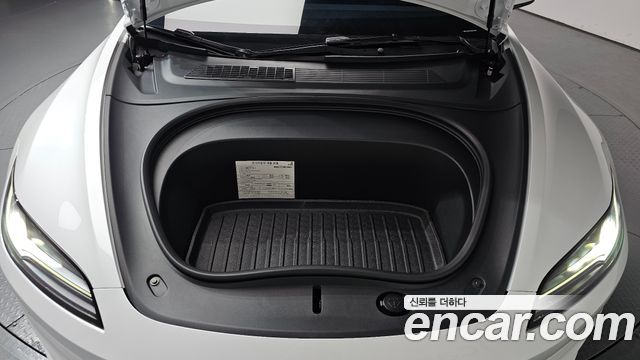 Tesla Model 3 Long Range AWD - фото 4